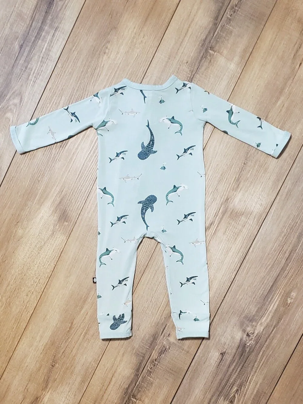Kyte Baby Sage Shark Zippered Romper Size 6-12 Months